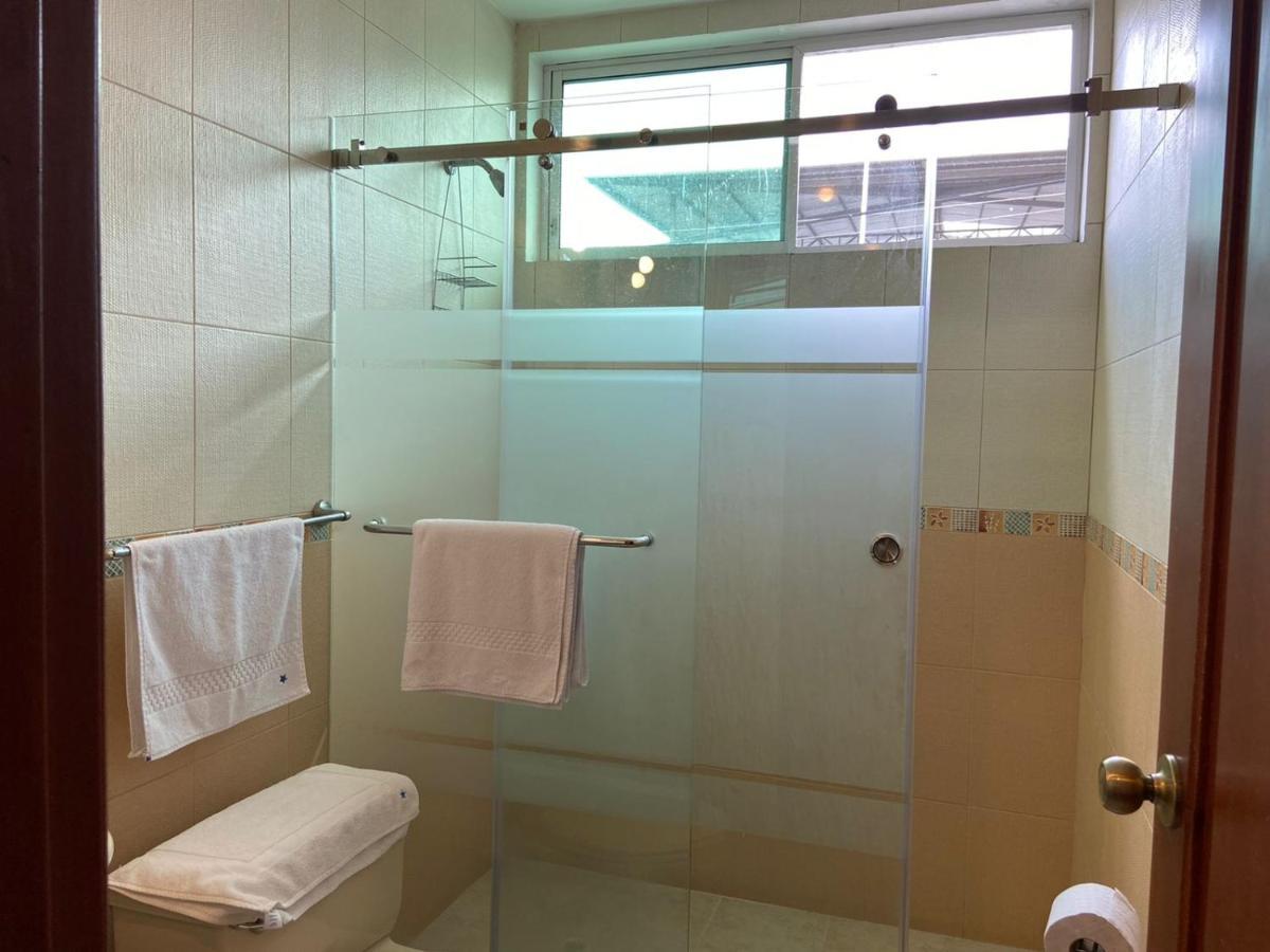 Doral Suite ¡Cerca Del Aeropuerto! 瓜亚基尔 外观 照片